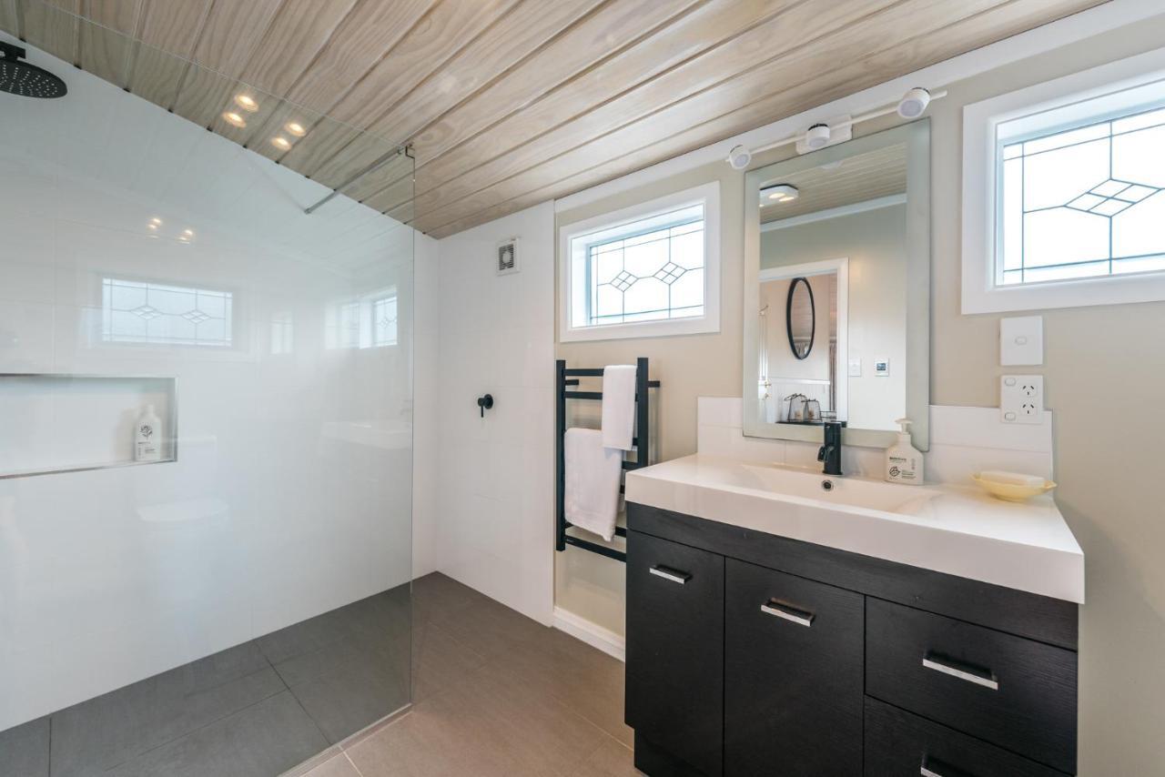 Pohutukawa Cottage, Waiheke Island Surfdale Εξωτερικό φωτογραφία